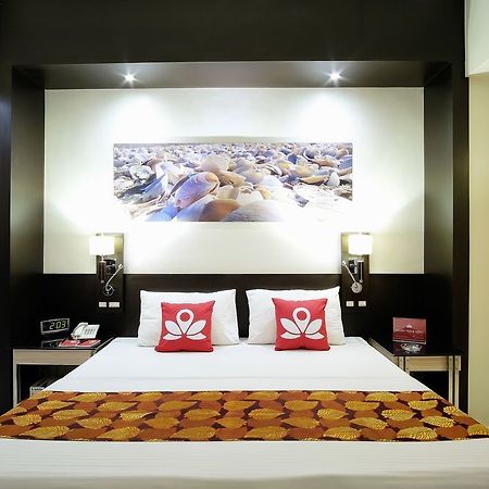 Отель Zen Premium Mabini Street Манила Экстерьер фото